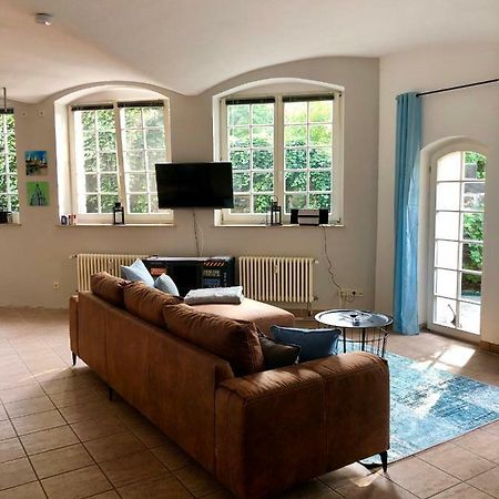 Ferienwohnung Am Wasser Villa Graf Von Pfeil Дрезден Екстериор снимка