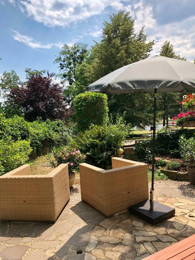 Ferienwohnung Am Wasser Villa Graf Von Pfeil Дрезден Екстериор снимка
